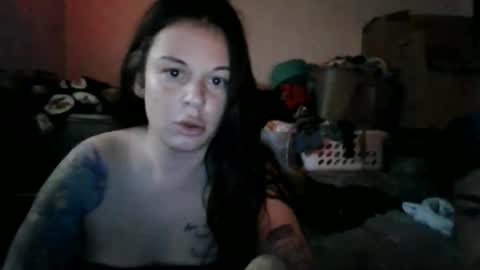Snapshot of talktomenicely_ chatting on 02-01-25, 05:16 Lily Rhoades online show from 02-01-25, 05:16