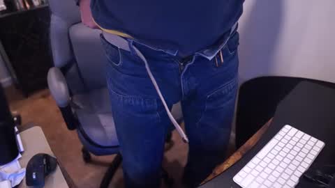 Snapshot of tallguy4unow chatting on 01-12-26, 06:13 tallguy4unow online show from 01-12-26, 06:13