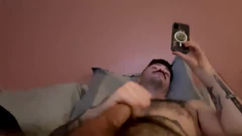 Snapshot of talltop14 chatting on 04-11-26, 06:34 talltop14 online show from 04-11-26, 06:34