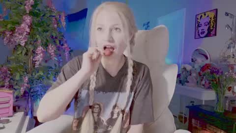 Snapshot of talulaa chatting on 05-07-26, 07:52 Talula - OF talulaa online show from 05-07-26, 07:52