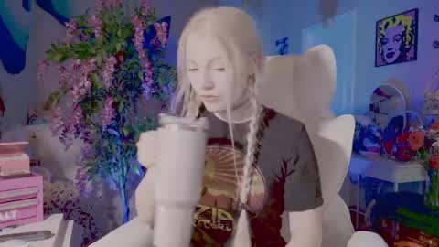 Snapshot of talulaa chatting on 05-11-26, 06:38 Talula - OF talulaa online show from 05-11-26, 06:38
