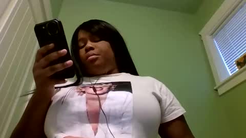 Snapshot of talulah007 chatting on 12-16-25, 06:46 talulah007 online show from 12-16-25, 06:46