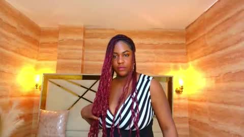 Tamara online show from 10-30-25, 09:04