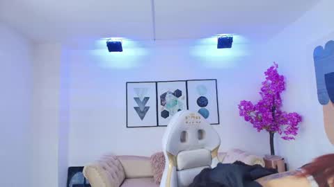 Tamara online show from 04-17-26, 03:53