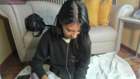 Snapshot of tamaraakins chatting on 02-08-25, 01:22 Tamy online show from 02-08-25, 01:22