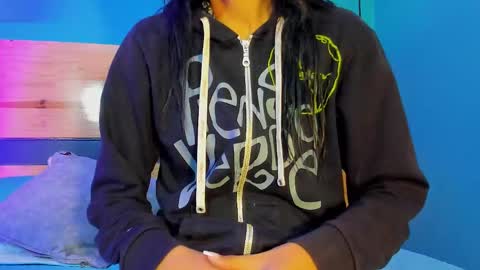 Snapshot of tamaraakins chatting on 09-18-25, 12:40 Tamy online show from 09-18-25, 12:40