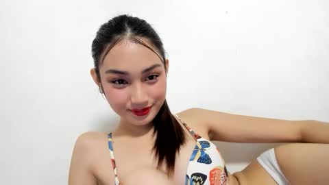 Snapshot of tamaryn_fordlil chatting on 03-24-26, 02:27 Tamaryn online show from 03-24-26, 02:27