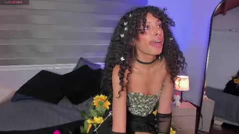 Snapshot of tamia_25 chatting on 07-16-26, 09:10 TAMI online show from 07-16-26, 09:10