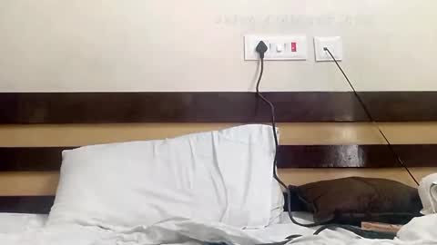 Snapshot of tamil30 chatting on 02-16-25, 10:43 tamil30 online show from 02-16-25, 10:43