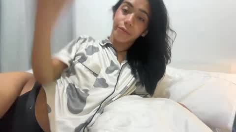Kylie online show from 07-20-26, 11:56