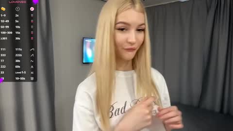 Melissa online show from 05-07-26, 12:32