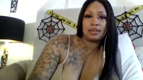 Tammygold online show from 10-15-25, 04:51