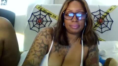 Tammygold online show from 10-25-25, 01:13