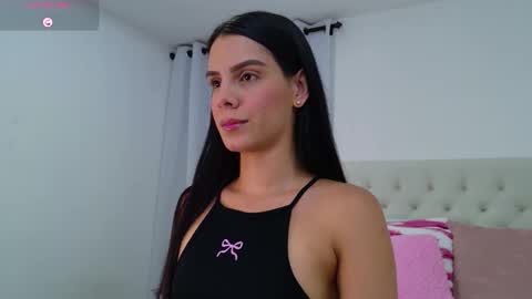 Snapshot of tamy_sweet01 chatting on 05-27-26, 01:24 tamy sweet01 online show from 05-27-26, 01:24