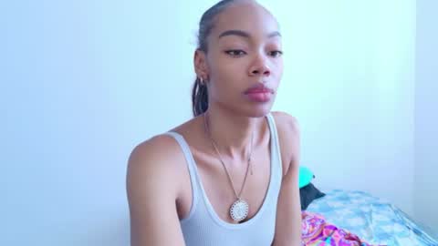 Snapshot of tamylynn05 chatting on 07-16-26, 02:45 tamylynn online show from 07-16-26, 02:45