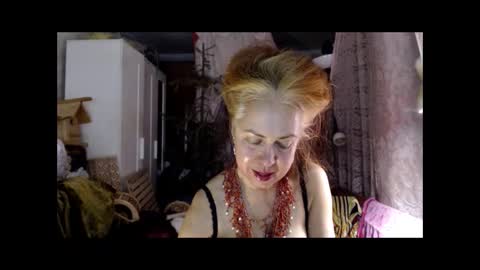 Snapshot of tanganiika chatting on 11-17-25, 03:18 Milena online show from 11-17-25, 03:18