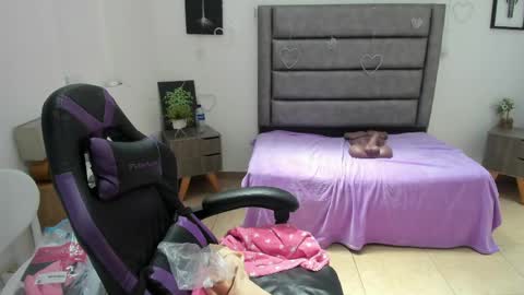 Tania  online show from 04-29-26, 05:30