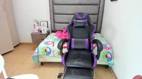 Tania  online show from 07-28-26, 07:39