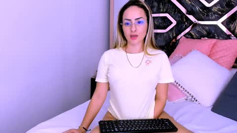 Tania online show from 01-21-25, 09:25