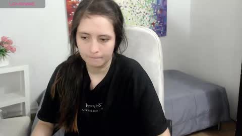 Snapshot of taniadevil_69 chatting on 05-12-26, 07:00 Tania online show from 05-12-26, 07:00