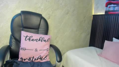 Tanisha online show from 03-07-26, 12:18