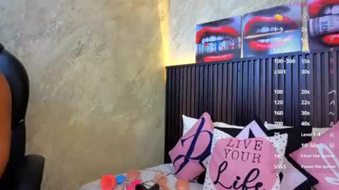 Tanisha online show from 06-13-26, 12:41