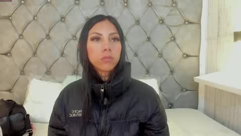 Snapshot of tanit_angels chatting on 01-26-25, 02:14 TANIT ANGELS online show from 01-26-25, 02:14