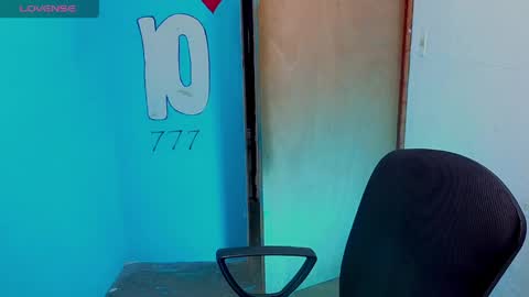 Andres online show from 04-30-26, 05:14