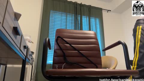 Snapshot of tankguyusa chatting on 01-19-25, 11:21 Tank Guy online show from 01-19-25, 11:21