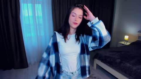 Snapshot of tannaschoeneck chatting on 04-11-26, 05:23 Anna online show from 04-11-26, 05:23