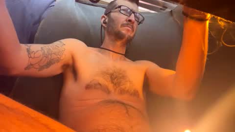 Snapshot of tantrapunk chatting on 04-17-26, 07:06 Tantra Punk online show from 04-17-26, 07:06