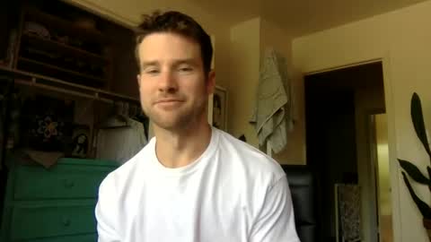 Dr. Love online show from 10-08-25, 04:37