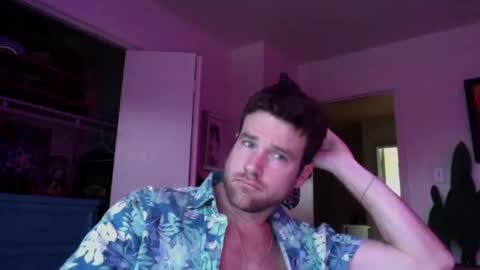 Dr. Love online show from 05-17-26, 01:03