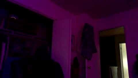 Dr. Love online show from 07-12-26, 01:40