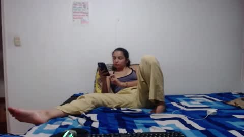 Snapshot of tantricroots chatting on 03-05-25, 02:36 Angeline Follow online show from 03-05-25, 02:36