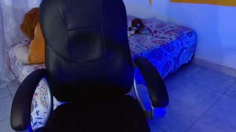 Snapshot of tanya_joseph_ chatting on 12-06-24, 01:29 Tanya Joseph online show from 12-06-24, 01:29