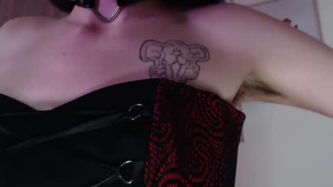 Snapshot of tanya_worldbondage chatting on 03-07-25, 06:00 tanya online show from 03-07-25, 06:00