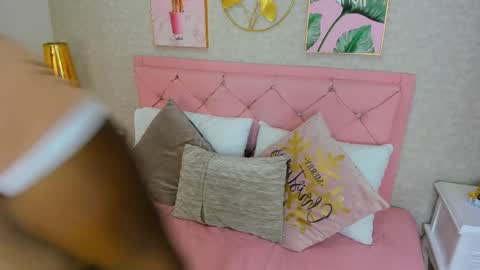 tanysha_03 online show from 09-09-25, 11:43