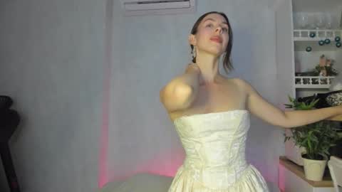 Snapshot of taraeastern chatting on 10-10-25, 08:30 Teresa online show from 10-10-25, 08:30