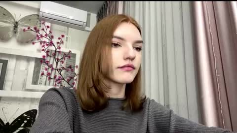 Mia online show from 03-18-26, 03:04