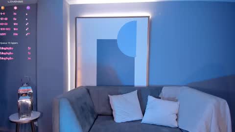 Snapshot of taralawrence chatting on 03-06-25, 09:58 Tara Lawrence online show from 03-06-25, 09:58