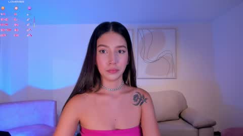 Snapshot of taralawrence chatting on 03-07-26, 02:41 Tara Lawrence online show from 03-07-26, 02:41