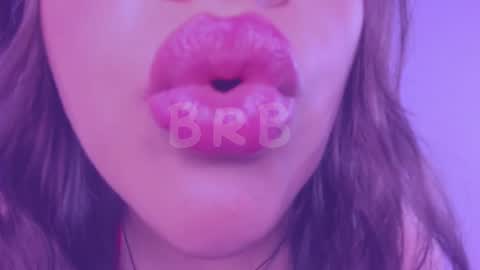 Snapshot of tarataylorr chatting on 07-18-26, 02:27 Tara online show from 07-18-26, 02:27