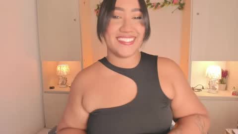 Snapshot of tarawiilson_ chatting on 09-18-25, 04:36 T A R A online show from 09-18-25, 04:36