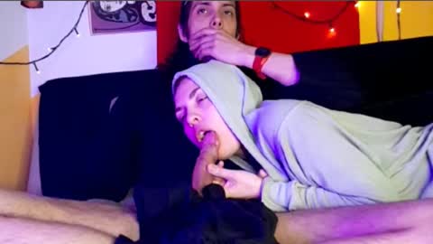 Snapshot of tarian_xxx chatting on 10-28-25, 06:28 T  J   online show from 10-28-25, 06:28