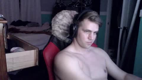 tarus333 online show from 10-31-25, 08:48