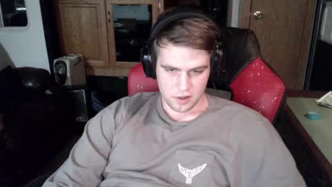 tarus333 online show from 12-16-25, 01:54