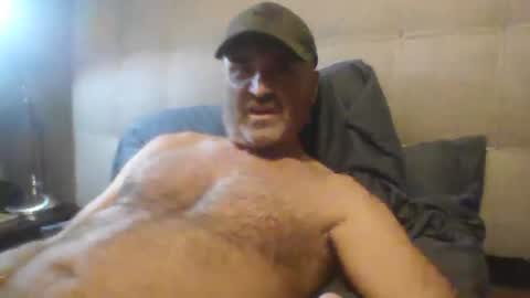 Snapshot of tarzeny77 chatting on 11-10-25, 01:26 tarzeny77 online show from 11-10-25, 01:26