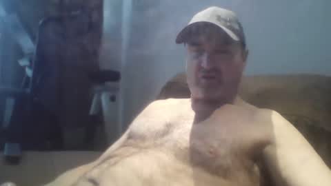 Snapshot of tarzeny77 chatting on 02-16-26, 05:42 tarzeny77 online show from 02-16-26, 05:42