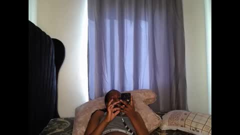 Snapshot of tasha_kimmy chatting on 09-22-25, 04:58 Ireen online show from 09-22-25, 04:58